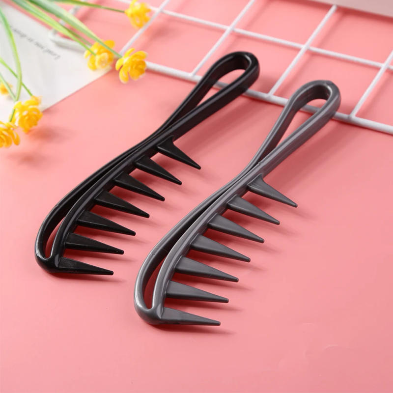 Description Picture 6 of item7pcs Large Tooth Comb Plastic Hair Detangling Comb Multifunctional Durable for Combing Styling Trimming