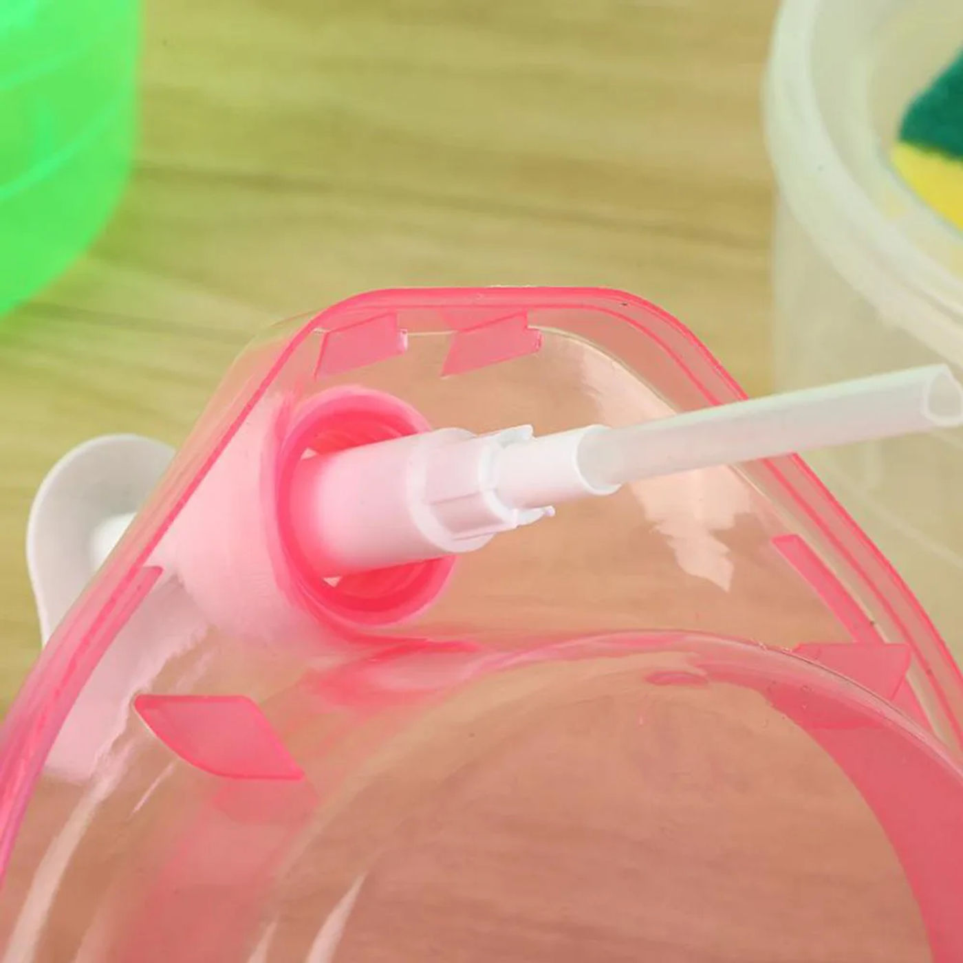 Description Picture 6 of itemPremium Design Kitchen Soap Dispenser Dish Brush Included High Capacity Up to 1000ml High capacity Cleaning Tool