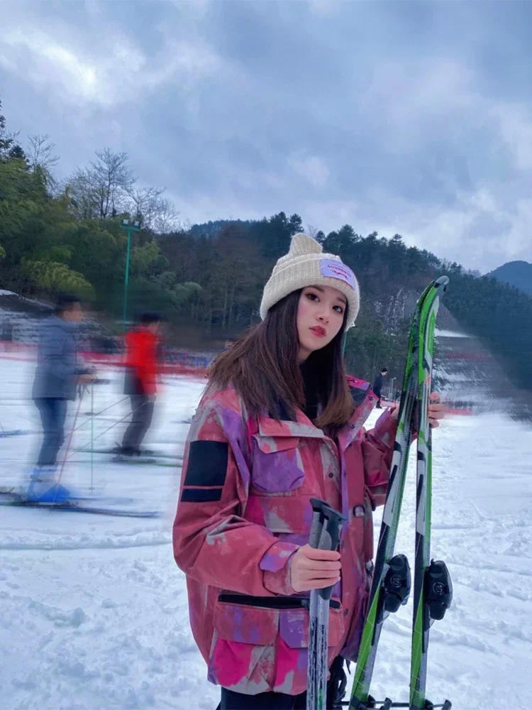 Description Picture 4 of itemFace X Co branded 20SS Camo Tie Dyed Multi Pocket Charge Coat Men's Windproof Outdoor Jacket Women's Hooded Windbreaker Coat