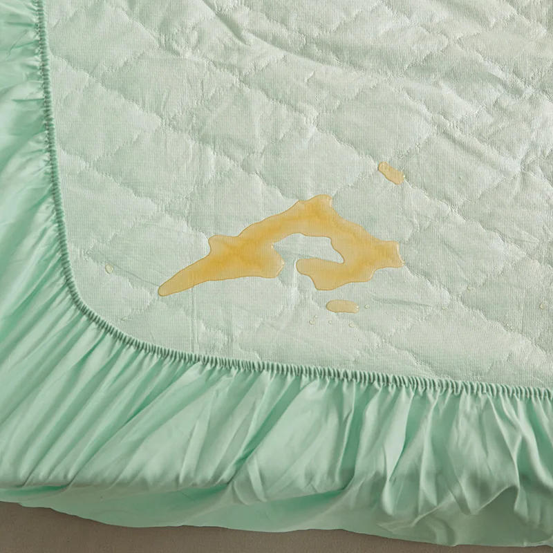 Description Picture 4 of itemQuilted Waterproof Mattress Cover Embossed Bedding Mattress Protector Anti-mite Anti-bacterial Fitted Bed Sheet No Pillowcase