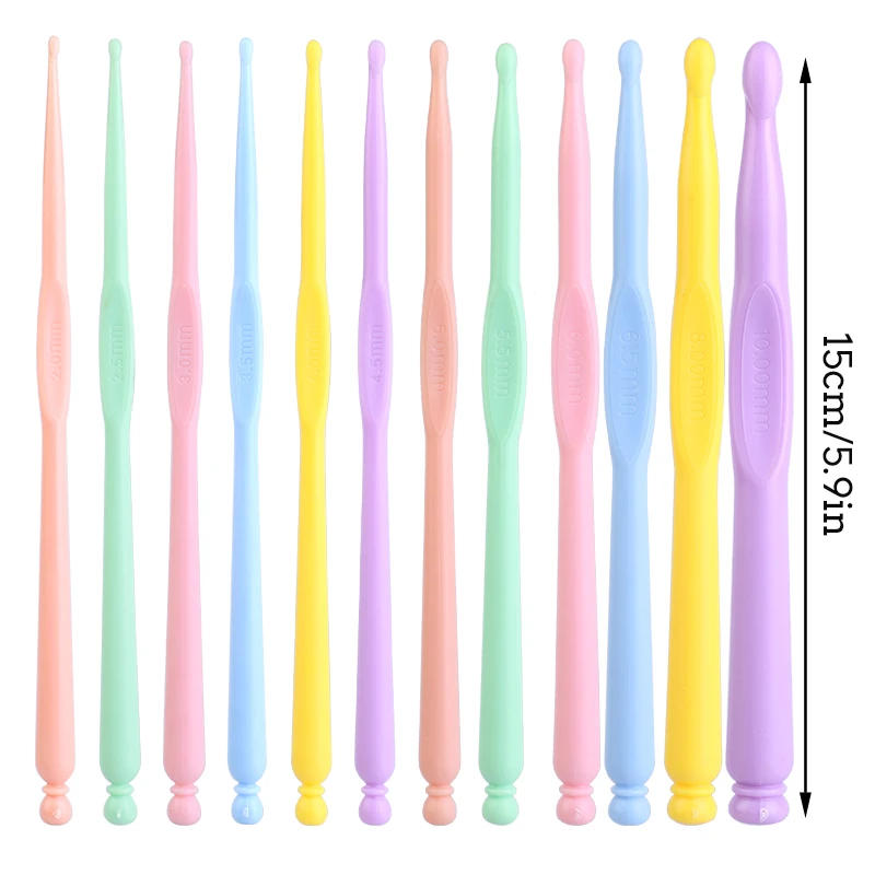 Description Picture 3 of item12Pcs/Set Plastic Crochet Hooks Yarn Knitting Hand Sewing Needles Grip Ergonomic Handle Knit Weave DIY Craft Tools Random Color
