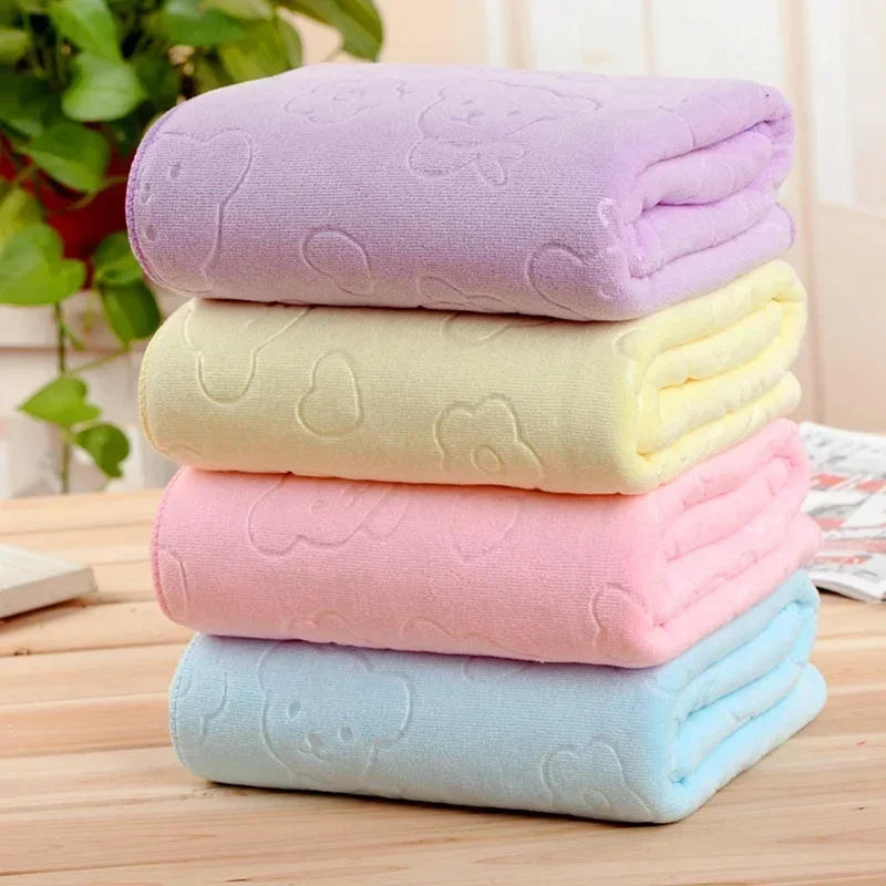 Description Picture 4 of itemHousehold Supplies Solidcolor Microfiber Embossed Bear Bath Towel 70*140 Absorbent Thickened Soft Embossed Bath Towel Accessory