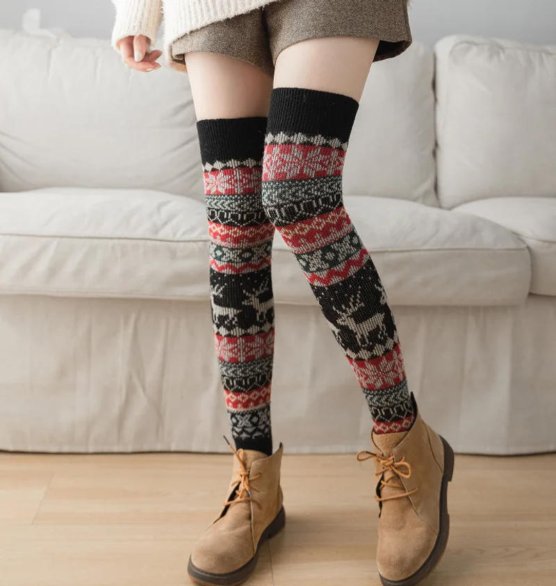 Description Picture 6 of itemAutumn Winter New Leg Warmers Girl Women Foot Cover Knitted Wool Boots Cover Christmas Snowflake Warm Socks Leg Warmers