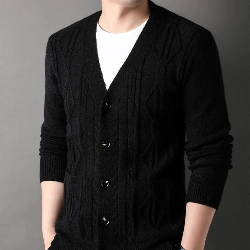 Description Picture 5 of itemNew Men's Winter Coarse Spinning Rod Needle Diamond Grid Thick Cardigan Jacquard Personalized Sweater Knitwear Coat