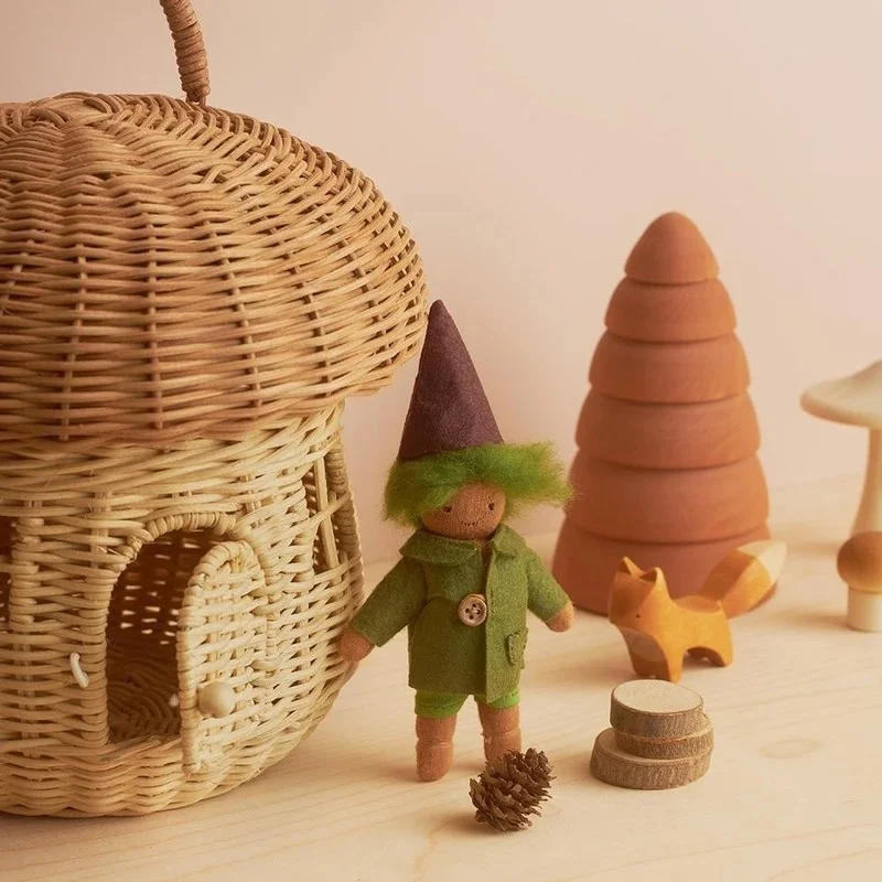 Description Picture 3 of itemCute Rattan Mushroom Basket Hand Woven Wicker Storage Baskets Beach Straw Organizer Box for Kids Summer Vacation Picnic Basket