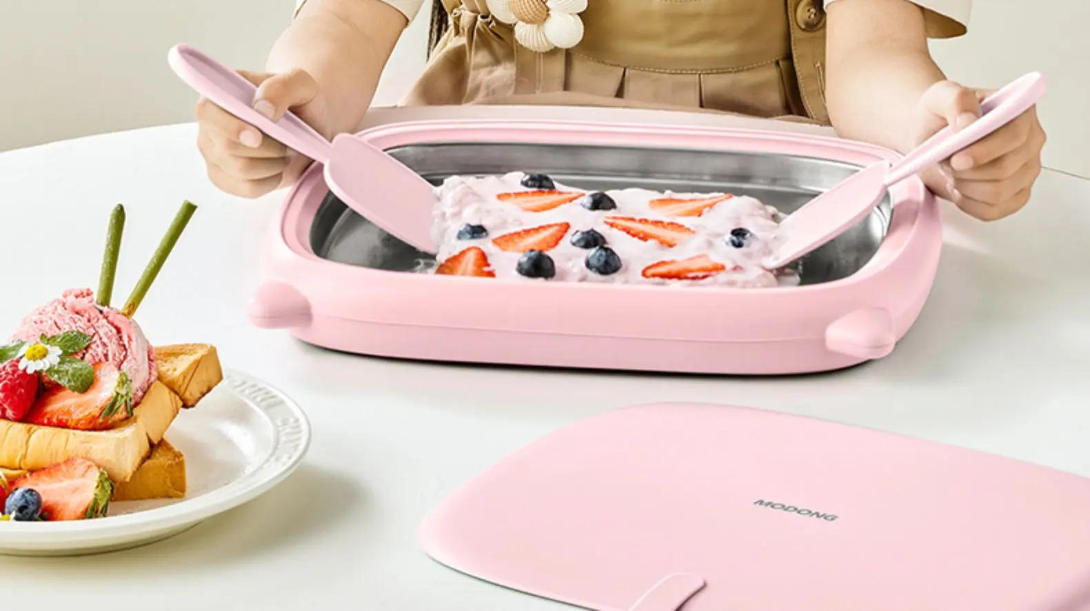 Description Picture 5 of itemFried Ice Machine Large Size DIY Use Without Plugging Fried Yogurt Maker Homemade Fried Yogurt апарат для жареного мороженого