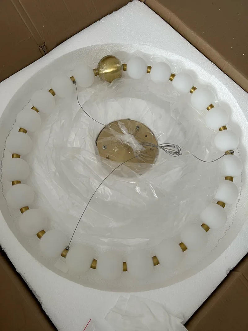 Description Picture 4 of itemNordic Round Ring LED Ceiling Chandelier Acrylic Gold for Dining Living Room Center Table Bedroom Pendant Lighting Decor Fixture