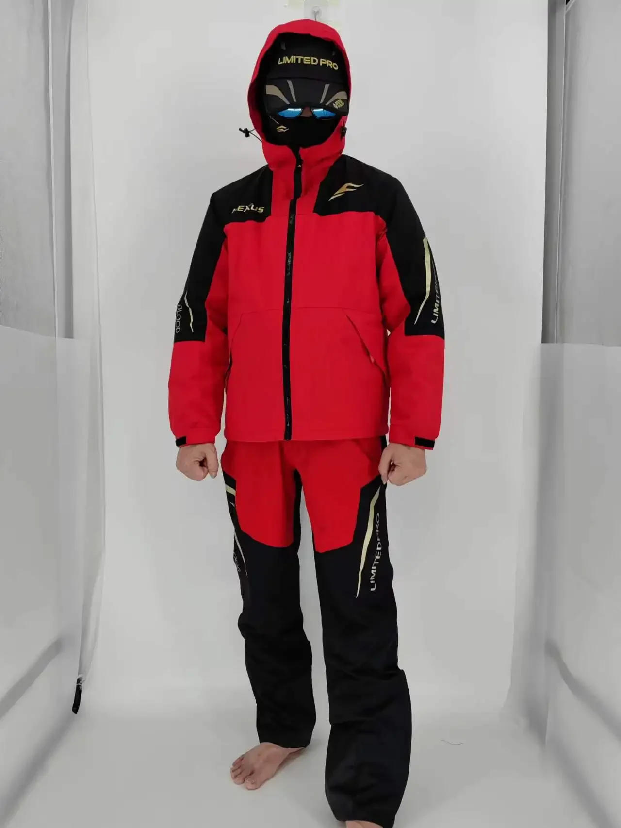 Description Picture 5 of itemNew Brand Winter Strong Waterproof Fishing Clothes Set for Men Fishing Suit Thick Fleece Warm Fishing Jacket and Overall Pants