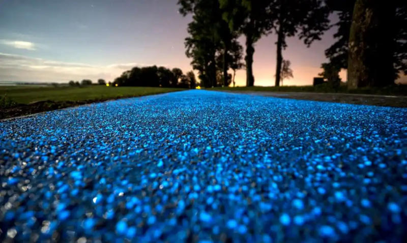 Description Picture 4 of itemGlowing Garden Gems,Long Lasting Phosphorescent Pebbles,Versatile Path & Lawn Lighting,Stunning Decor for Home,Parties,Aquariums