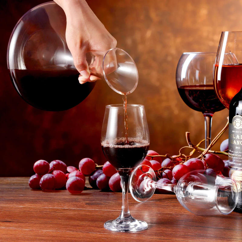 Description Picture 4 of item1800ML Big Decanter Handmade Crystal Red Wine Decanter Brandy Champagne Glasses Decanter Jug Pourer Aerator For Family Bar