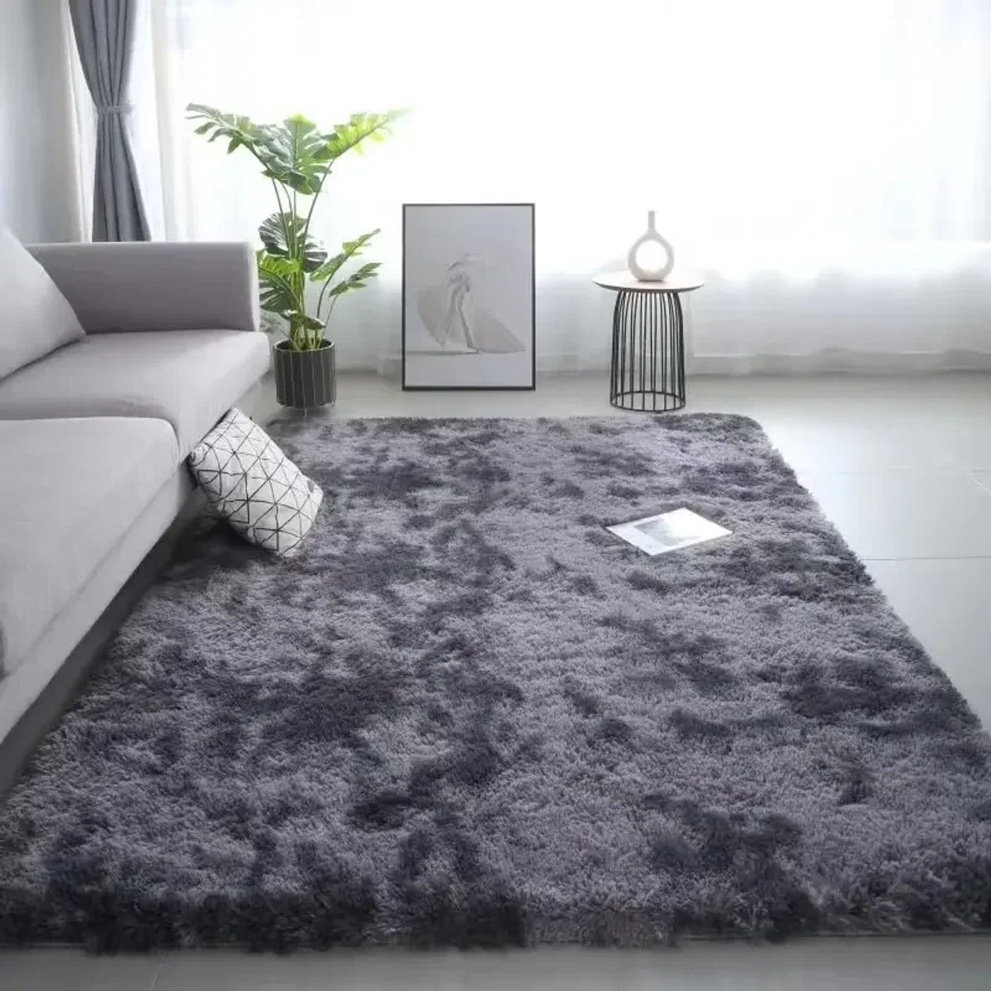 Description Picture 3 of itemGradient Silk Wool Bedside Rug Children's Room Living Room Bedroom Non-slip Machine Washable Not Easy to Lose Hair Carpet