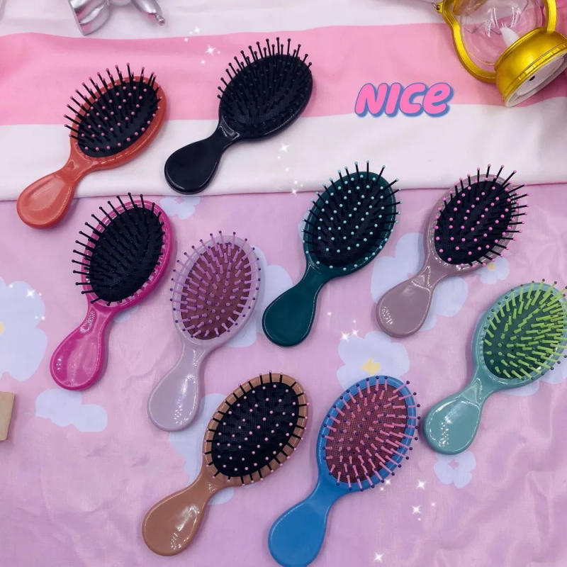 Description Picture 4 of itemAnti-static Air Bag Hair Comb Mini Durable Massage Comb Macaron Color Hair Salon Air Cushion Comb Children Girl