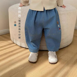 Children's Embroidered Jeans 2025 New Autumn Boys' Elegant Bear Casual Pants Baby Fashion Korean Edition Pants