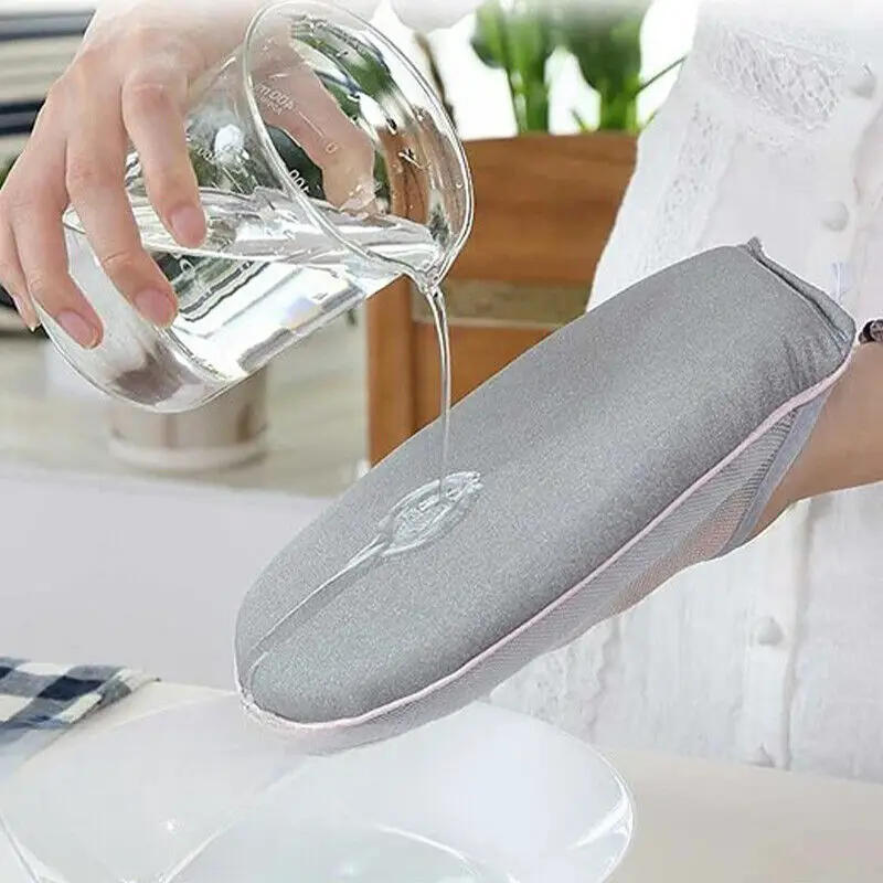 Description Picture 3 of itemNew Handheld Mini Heat Resistant Ironing Pad Board Iron Cover Heat-resistant Stain Resistant Garment Steamer Ironing Gloves