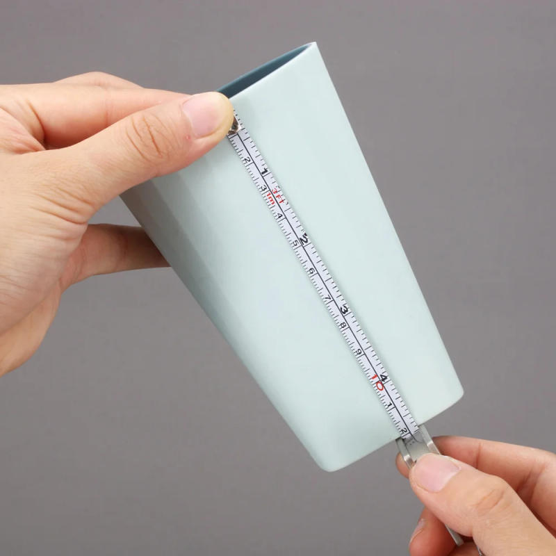 Description Picture 6 of itemStainless Steel Retractable Tape Measures 33mm Mini Square Keychain Centimeter Inch Double Scale Portable Measuring Tools