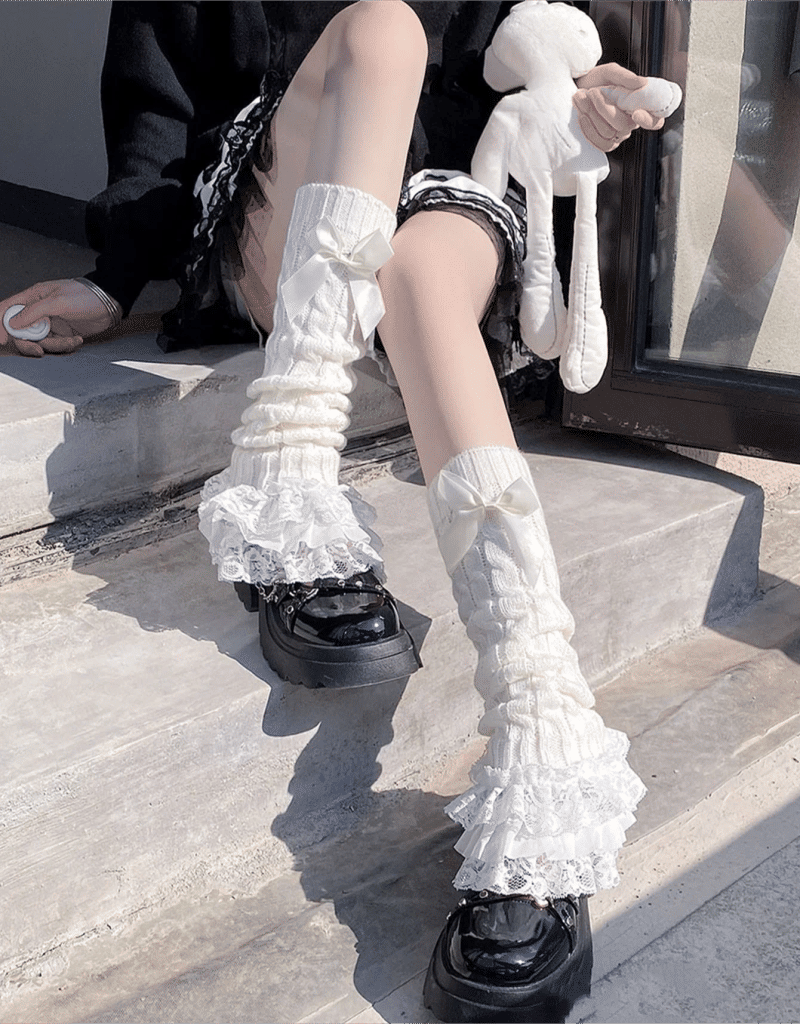 Description Picture 4 of itemJapanese Women Cable Knitted Leg Warmer Bow Tiered Ruffled Lace Calf Socks Long Socks Leg Warmers 2024
