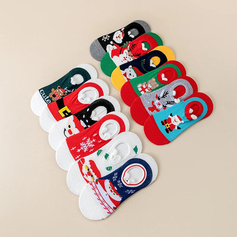 Description Picture 3 of itemRandom 10/15/20 pairs of autumn and winter Christmas socks, Santa Claus gift, snowman, reindeer cartoon low cut socks