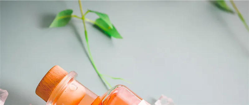 Description Picture 2 of itemWith Wood Lid Cute Wine Glass Iced Coffee Bottles Glass Water Bottle Small Refillable Travel Sealed Bottle Cold Brew Tea Bottles