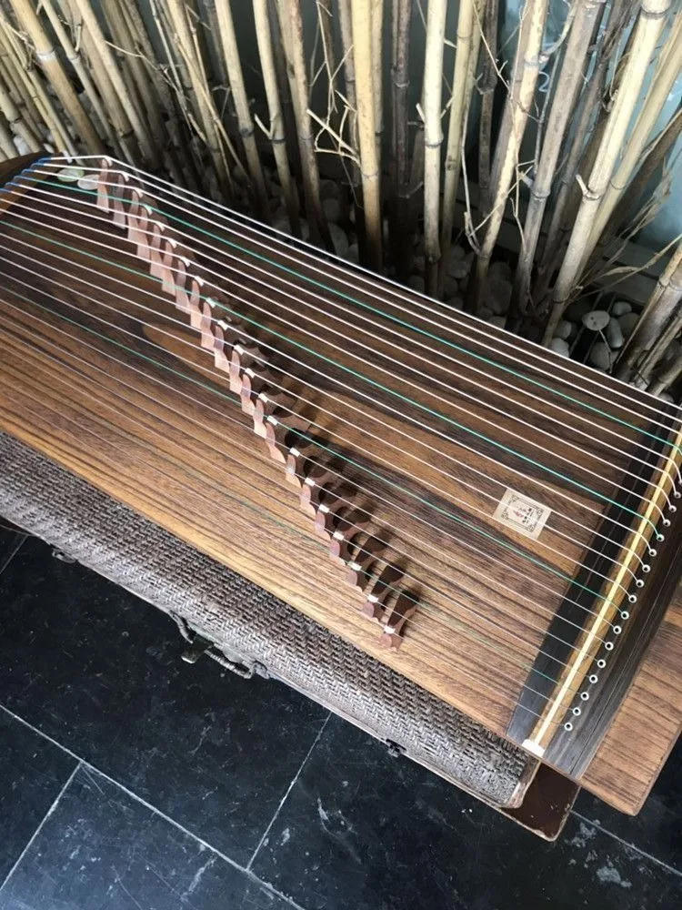 Description Picture 5 of itemMini Guzheng Travel Nails Chinese Traditional String Instruments Guzheng Hard Shell Case Finger Pick Instrument Accessories