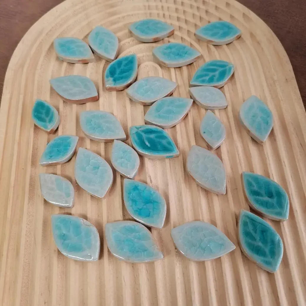 Description Picture 5 of item100g Color Irregular Ceramic Mosaic Tiles DIY Mosaic Making Stones for Craft Hobby Arts Wall Decoration Petal leaf hobby