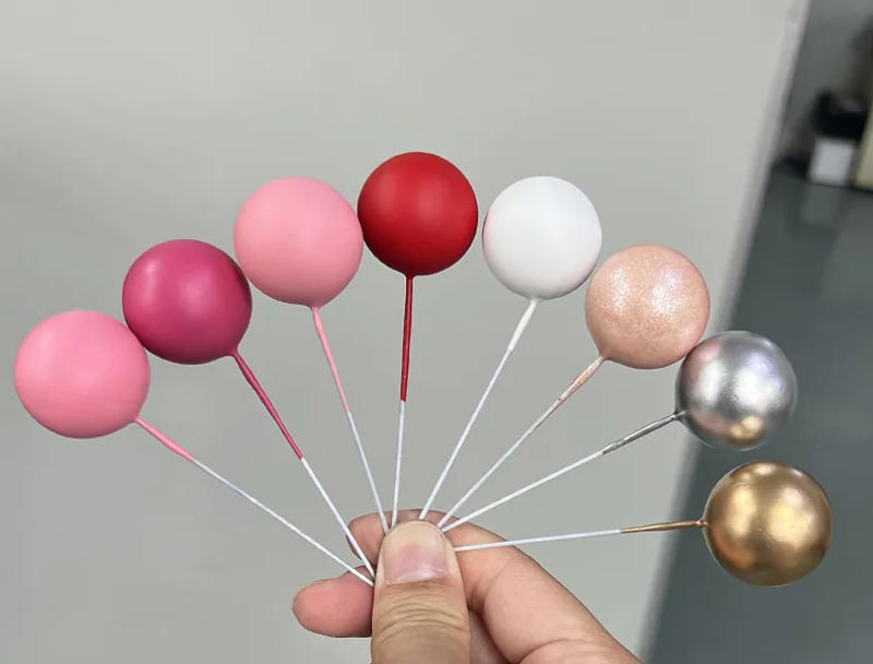 Description Picture 3 of item5Pcs Cake Toppers Gold Silver Balls DIY Birthday Cake Decorations Cupcake Cake Topper for Baby Shower Wedding Cake Balls Topper