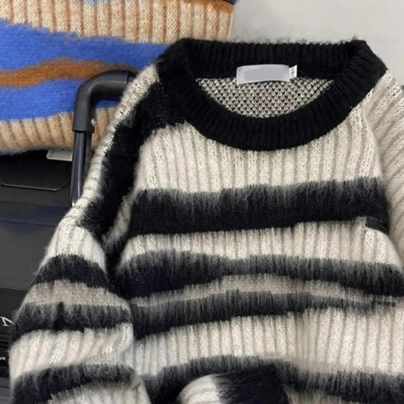 Description Picture 5 of itemUnisex Striped Sweater Top Round Neck Long Sleeve Winter Thick Warm Couple Oversize Pullover Top Sweater