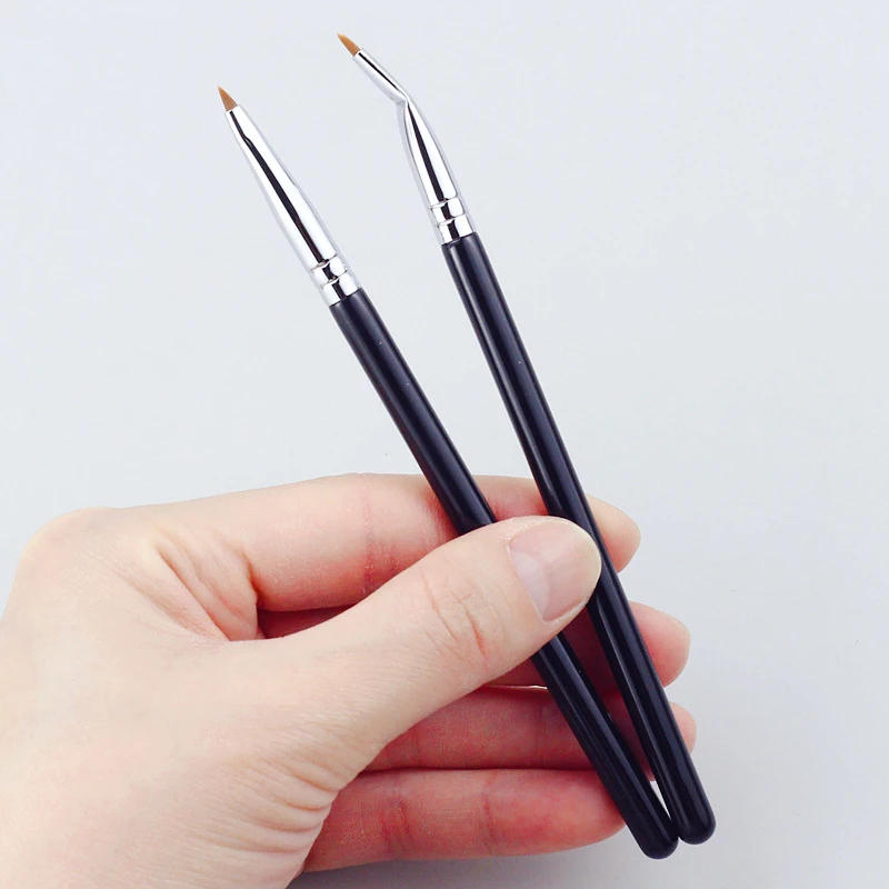 Description Picture 2 of itemLOYBJ Bend Head Eyeliner Brush Eye Detail Makeup Brush Under Eyes Tear Trough Concealer Brush Women Fine Liner Beauty Maquiagem