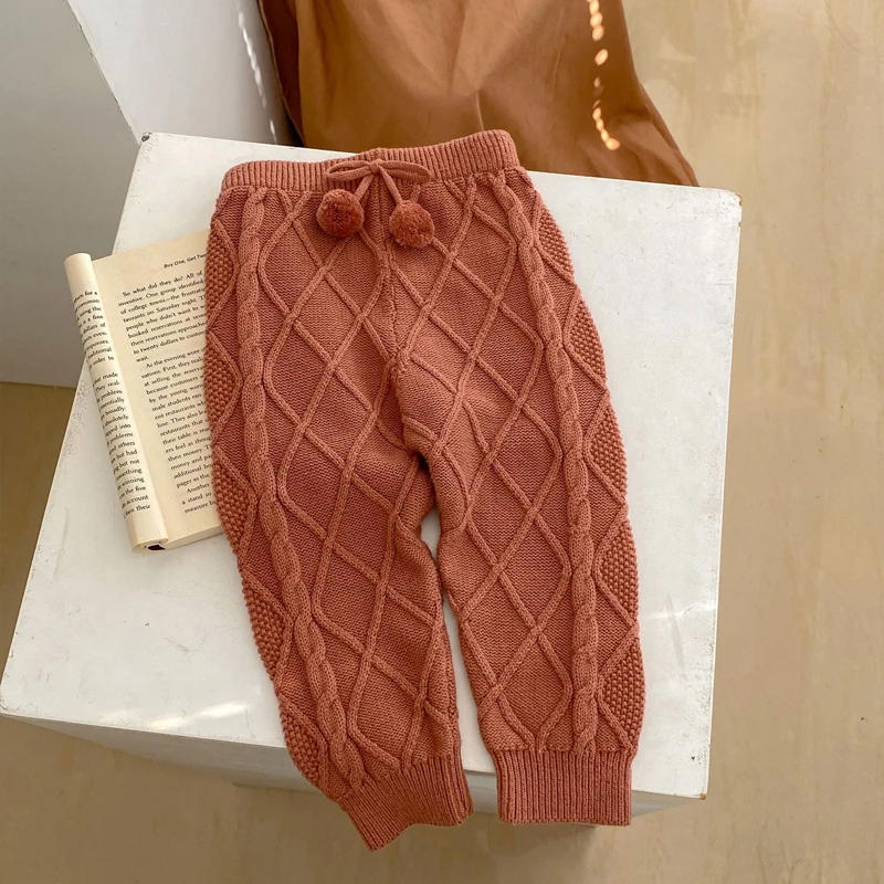 Description Picture 2 of itemAutumn New 0-3 Year Old Baby Pants for Boys and Girls Fashion Versatile Lingge Brown Knitted Casual Pants