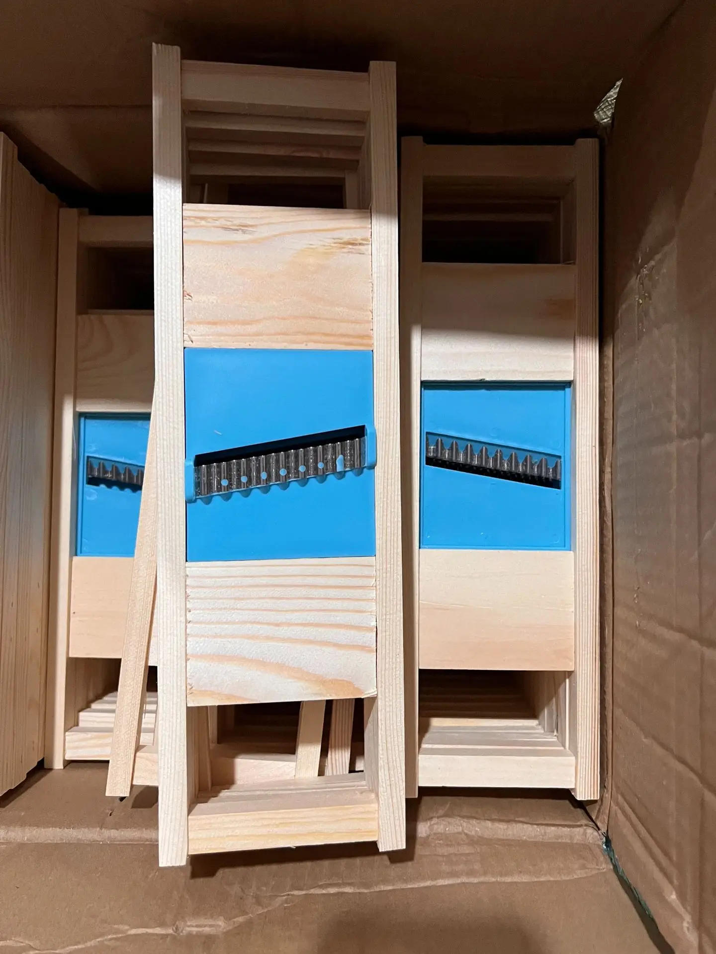 Description Picture 3 of itemFries Grid Stainless Potato Grid Steel Potato Kitchen Wooden Home Chip Shred Potato Vegetable French Gadget Cutter Grater Slicer