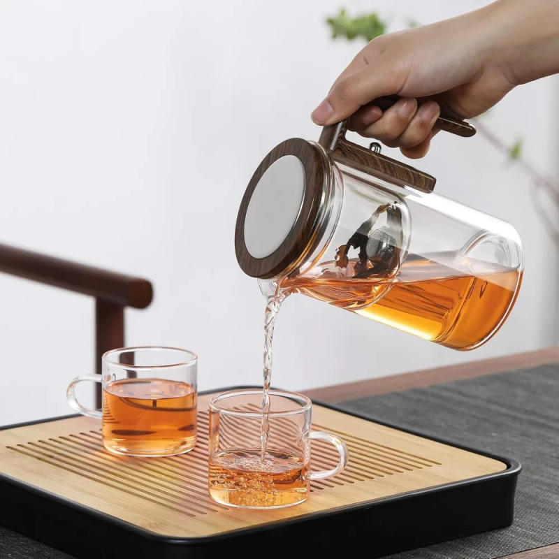 Description Picture 4 of itemGlass Teapot with Filter Wooden Handle One Click Magnetic Switch Tea Separation Filtration Suitable for Family Gifts Offices