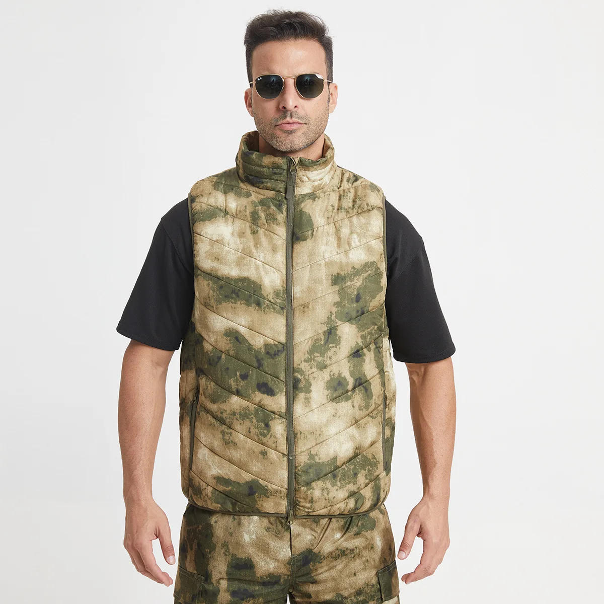 Description Picture 3 of itemAutumn Winter Heated Fishing Vest Men's Casual Sports Sleeveless Jacket Waistcoat Camouflage Tactical Outdoor Warm Hiking Vest