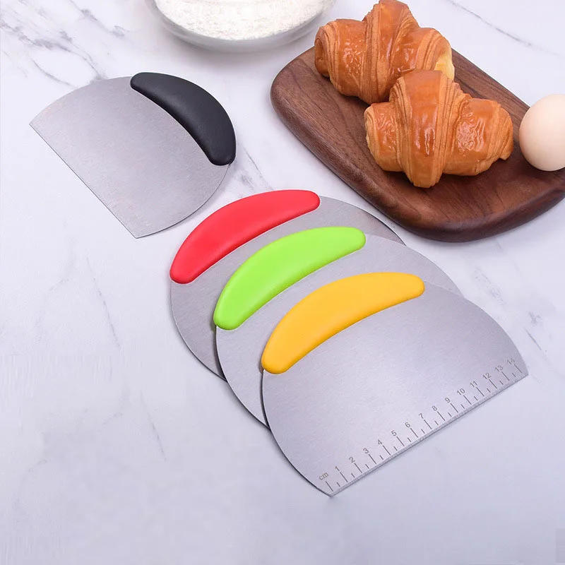 Description Picture 2 of itemMulti-purpose Stainless Steel Scraper  Chopper, Dough Scraper, Pizza Dough Cutter , Kitchen Tools