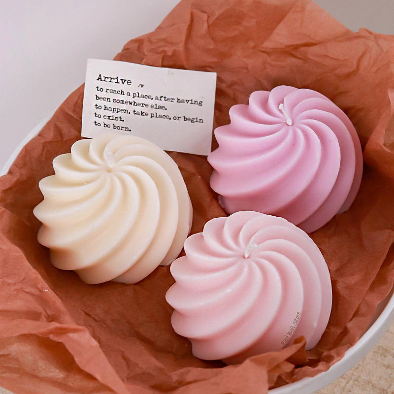 Description Picture 4 of itemCookies Candle Silicone Mold Scented Candles Soap Chocolate Dessert Mold for Baking And Candle Making Home Crafts Handmade Gift