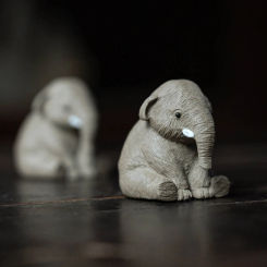 Handmades Sittings Elephant Ornament Small Teas Pet Mini Statue Room Teas Table Decorations for Teas Lover Friend 85LC