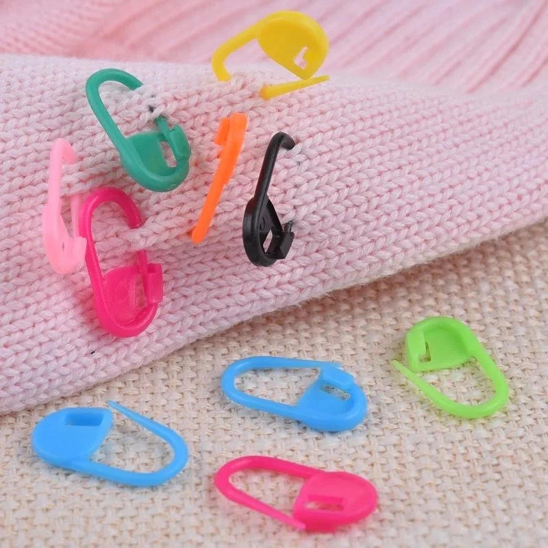 Description Picture 5 of item50-200pcs Multicolor Plastic Resin Small Clips Knitting Crochet Markers Locking Stitch Needle Clip Marking Rings DIY Sewing Tool