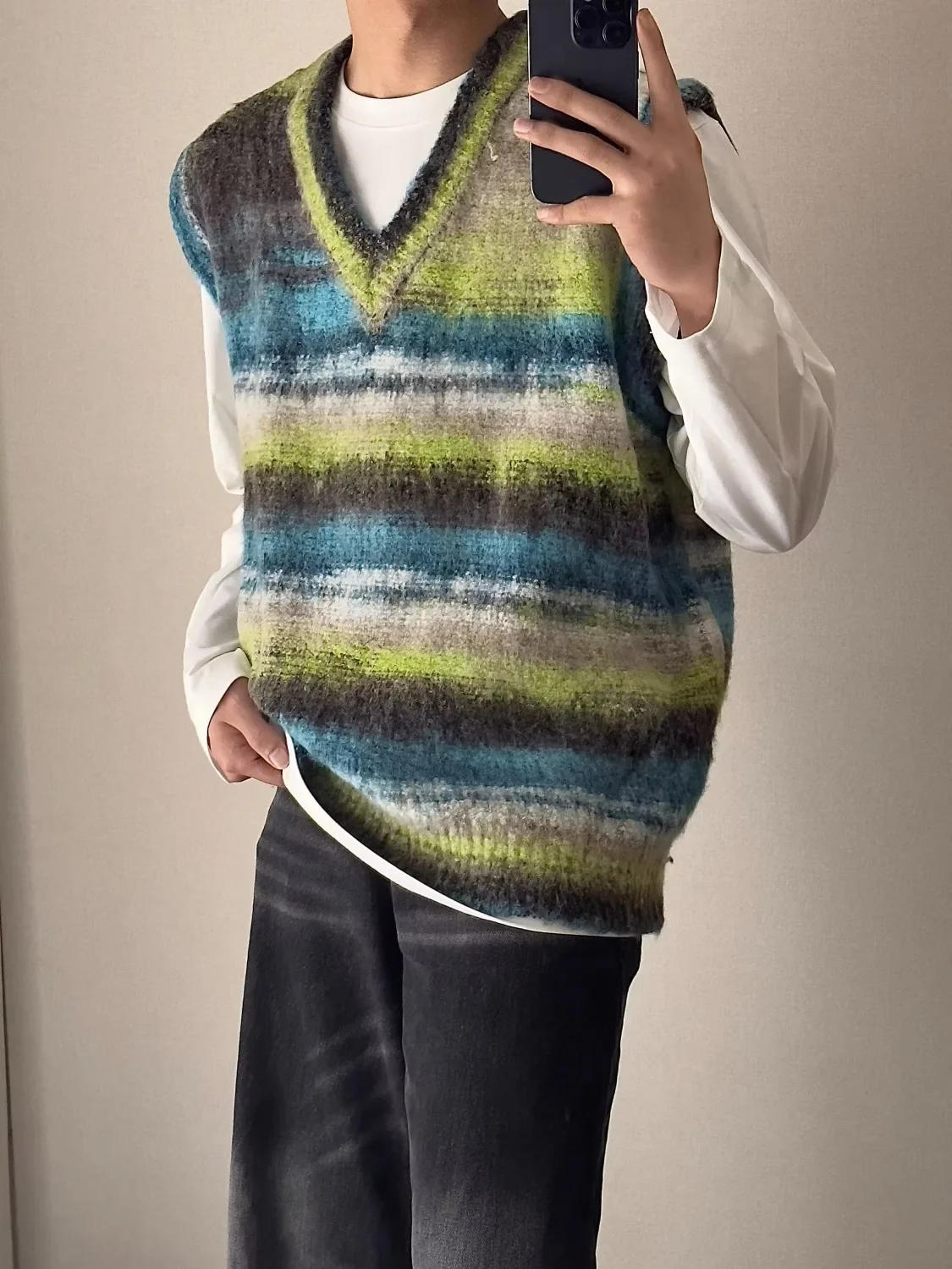 Description Picture 6 of itemKnitted Sweaters for Men Sleeveless Striped Green Vest Man Clothes Waistcoat Gradient Color Neck High Quality Replica Street S V