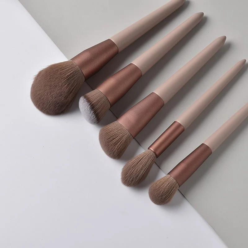 Description Picture 4 of item13pcs Professional Makeup Brush Set Soft Fur Beauty Eye Shadow Foundation Blush Cosmetic Brushes