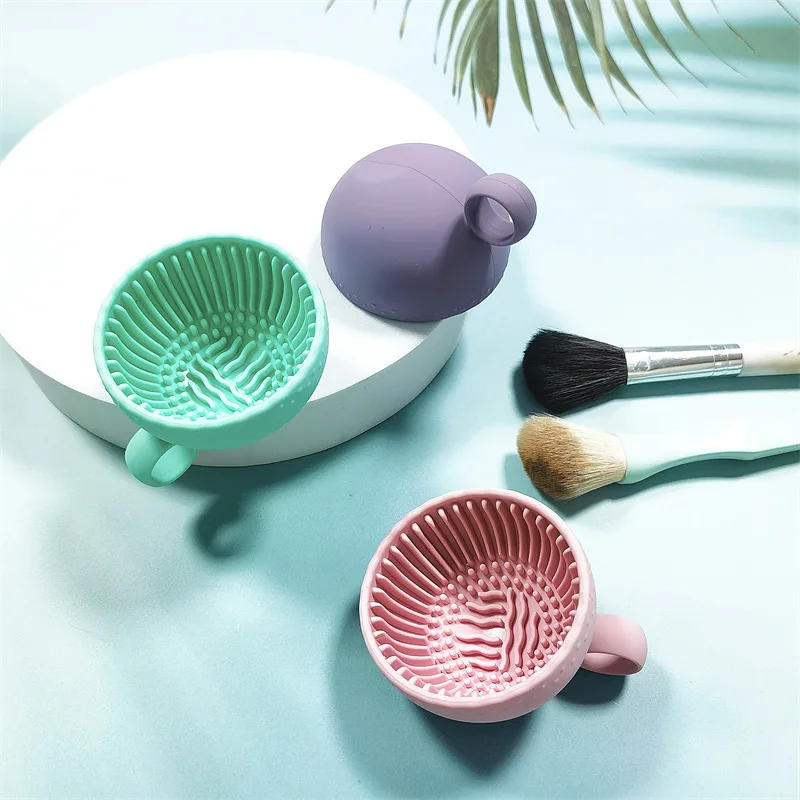 Description Picture 4 of itemMakeup Brush Cleaner Folding Powder Puff Cleaning Bowl Cosmetic Eyeshadow Brush Clean Mat Cleaning Tool Silicone Scrubber Box