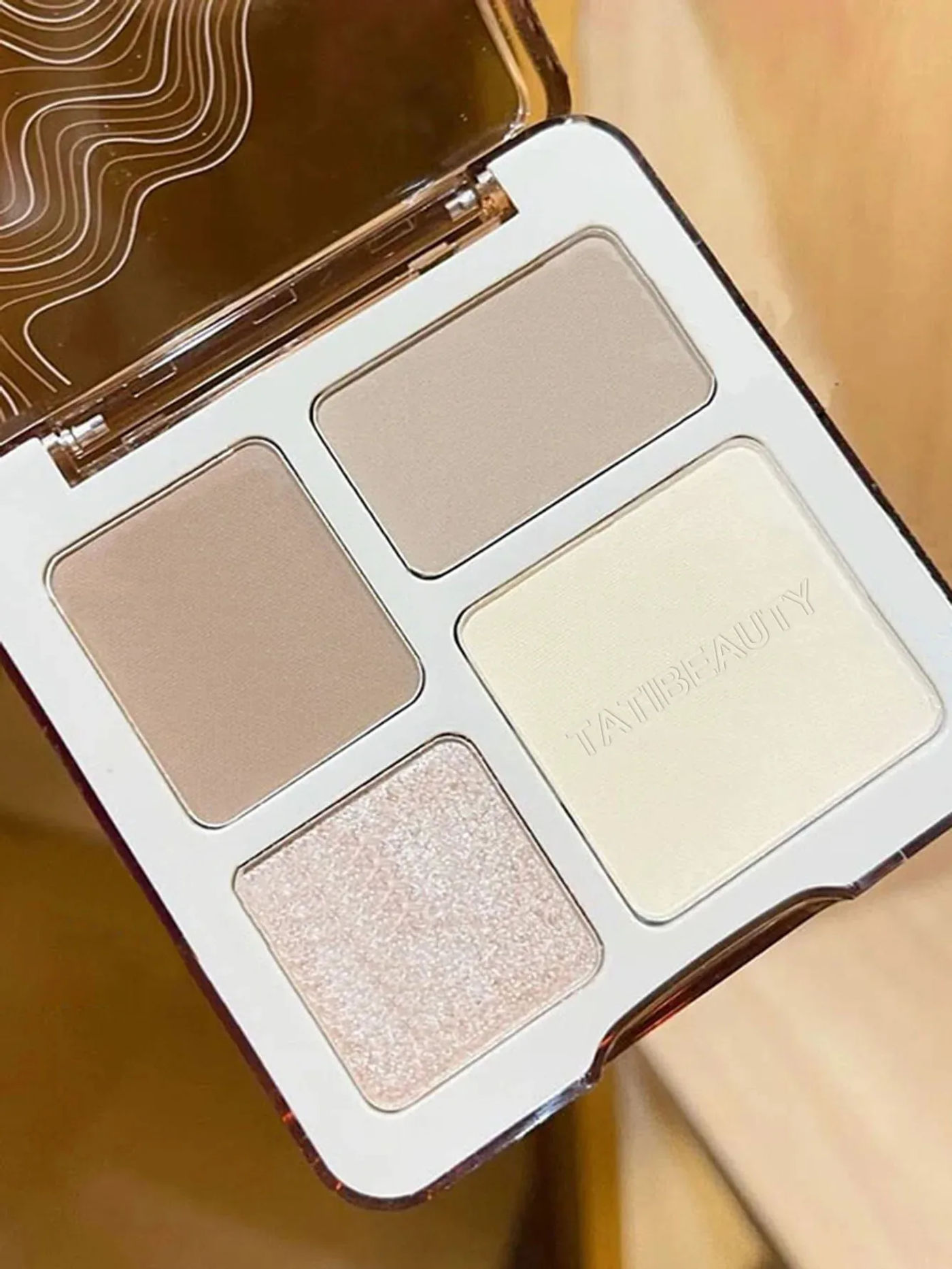 Description Picture 2 of itemTATIBEAUTY 4-Color Contour Palette Multi-Use Matte Brightener Shimmer Highlight for Eye Shadow And Contouring