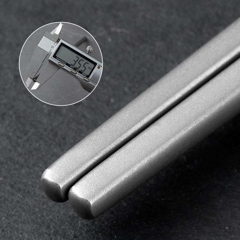 Description Picture 4 of item1 Pair Titanium Chopsticks 99.6% Pure Titanium Chopsticks 23.5cm Portable Durable Chopsticks Household Dinnerware