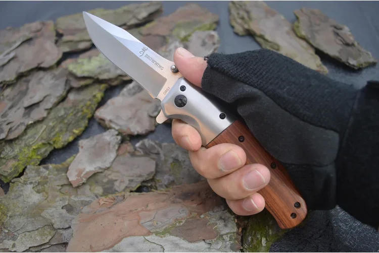Description Picture 5 of itemOutdoor Portable Folding Knife for Men High Hardness Survival Military Tactical Pocket Knives for Camping and Fishing