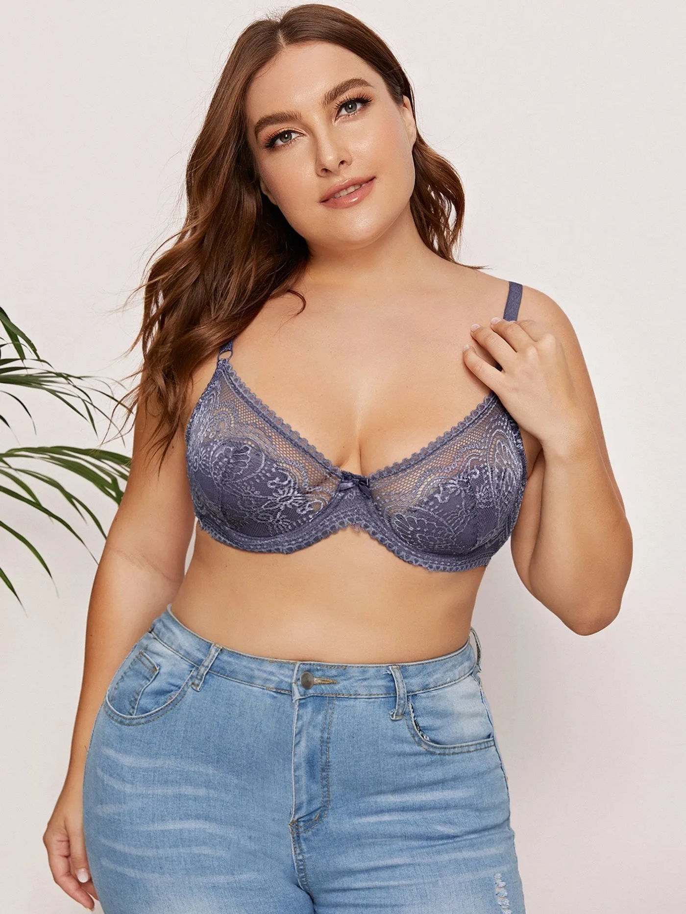 Description Picture 4 of itemBeauwear B C Cup French Style Light Weight Women Lace Bra Breathable Back Closure Adjustable Strap Soft Deep V Thin Lingerie Top