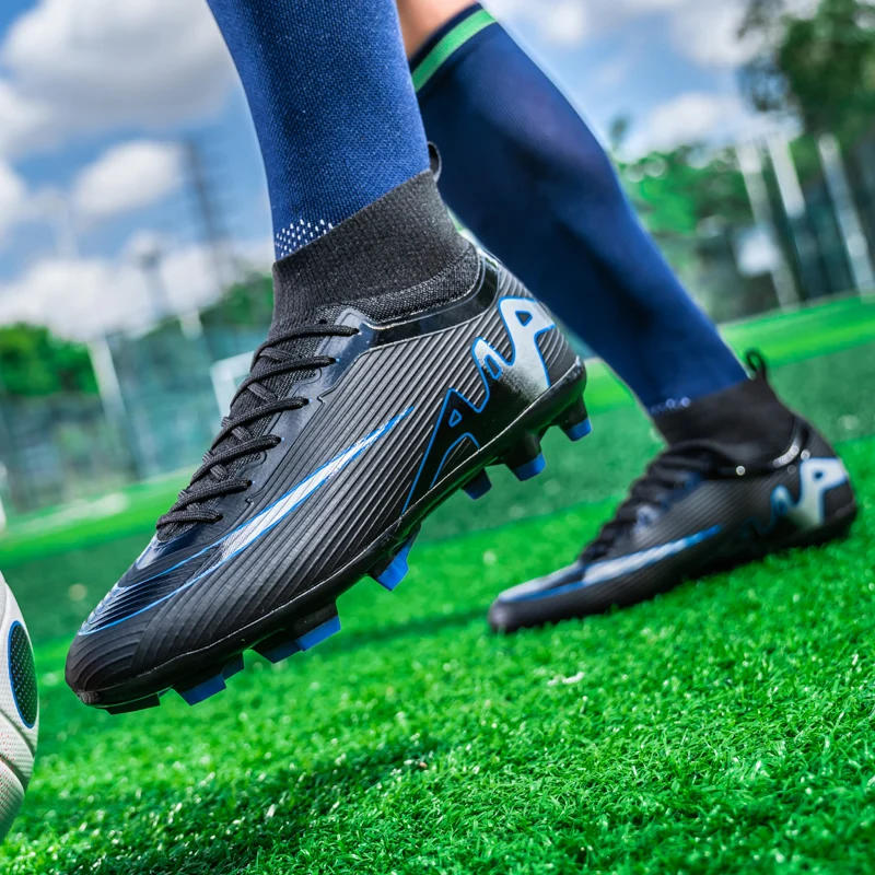 Description Picture 4 of itemNew  Outdoor Sport Men Soccer ShoesTraining Ultralight Non-Slip Football Boots Training Match Sport Cleats Grass Futsal Unisex