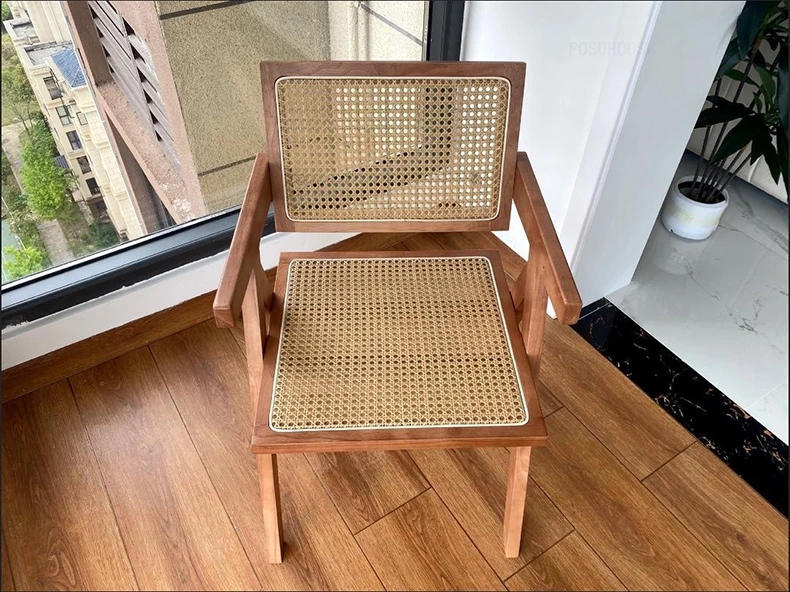 Description Picture 6 of itemModern Leisure Dining Chairs for B&B Backrests Breathable Chairs Whith Armrests Simple Rattan Design Dining Chair for Restaurant