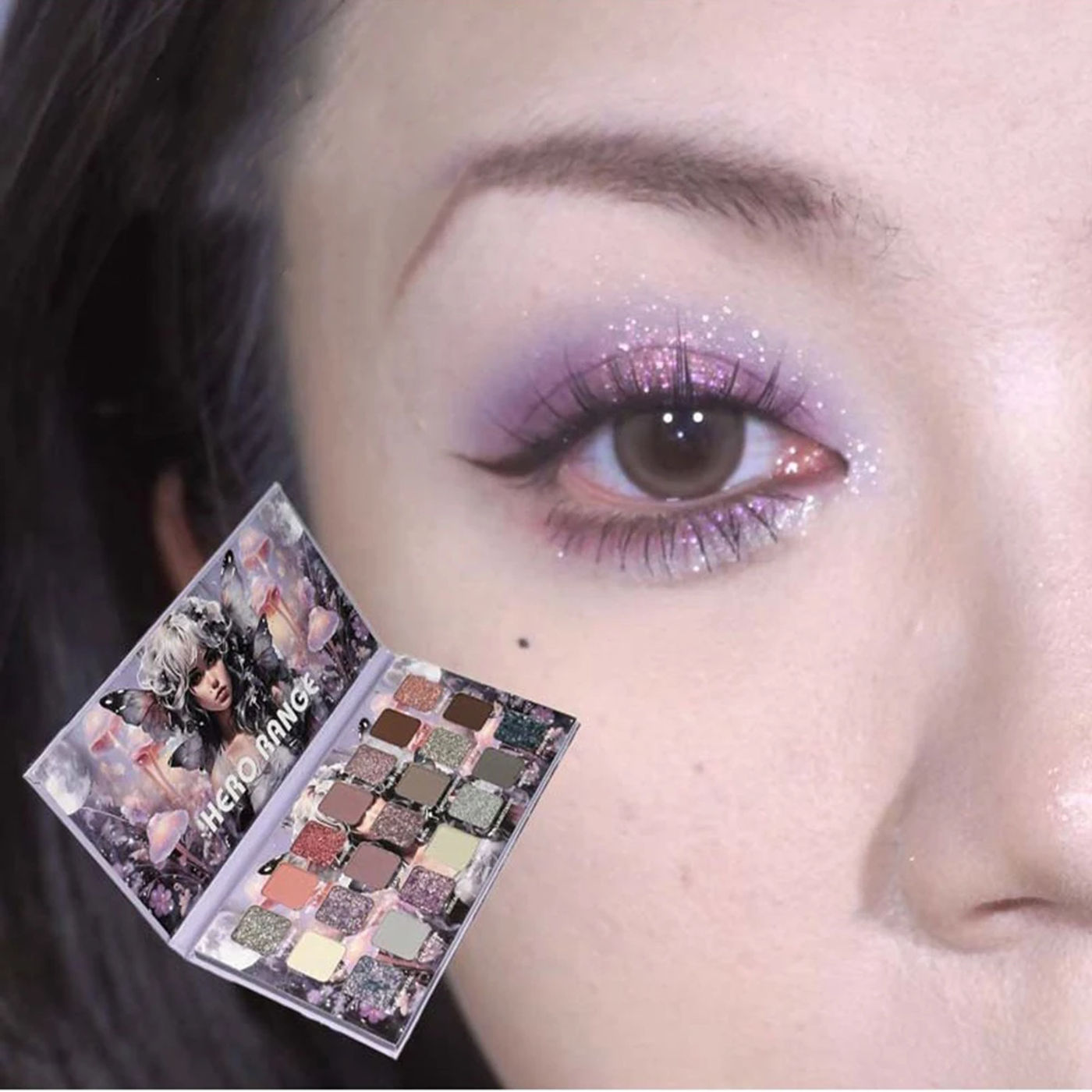 Description Picture 5 of item21-Color Chameleon Flashing Eyeshadow Palette Cold Moon Multi-functional Matte Shimmer Glitter Pigments Long-lasting Makeup