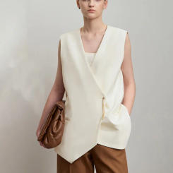 AMII Minimalism England Style Vest Women 2025 Spring New Gentle Commuter Versatile Sleeveless Loose Mid-Length Vest 12521012