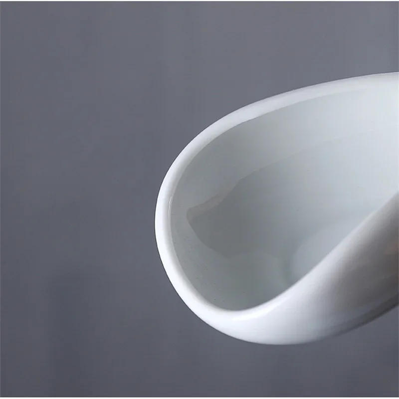 Description Picture 6 of itemCeramic Teaspoons Kung Fu Tea Set Accessories Tea Tray Tea Divider Ornaments Porcelain Coffee Beans Dose Spoon Shovel TeaWare