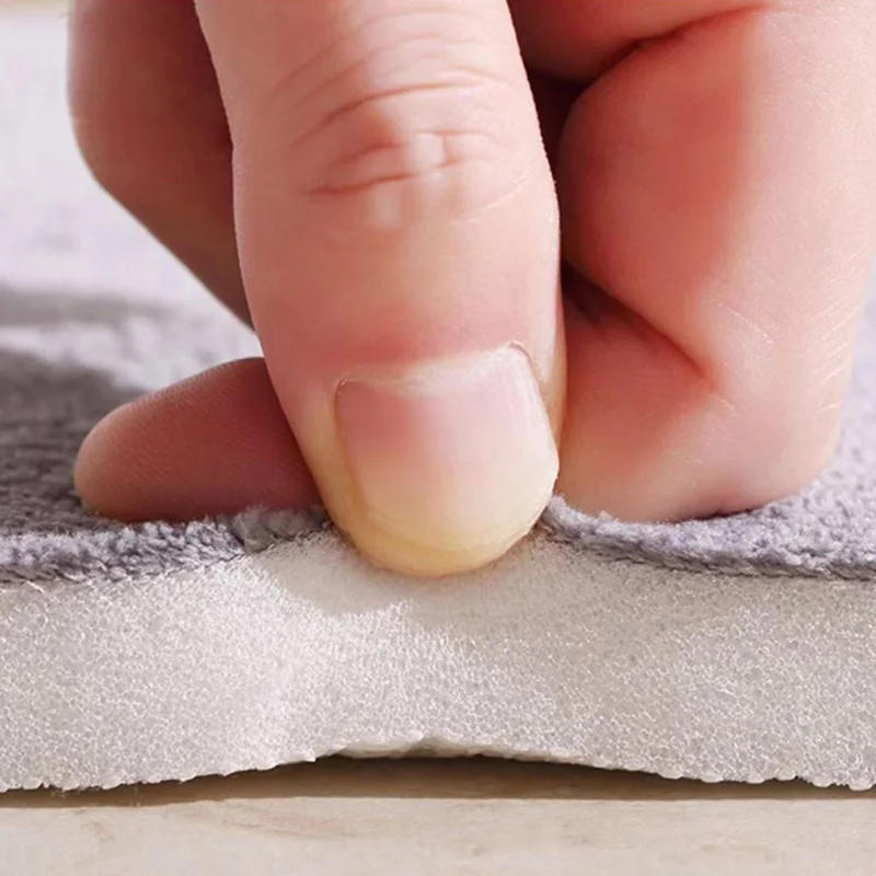 Description Picture 6 of itemXiaomi 60X90CM Super Absorbent Floor Bathroom Antislip Velvet Door Mat Dries Quickly Soft Washable Machine Wash Home Decoration