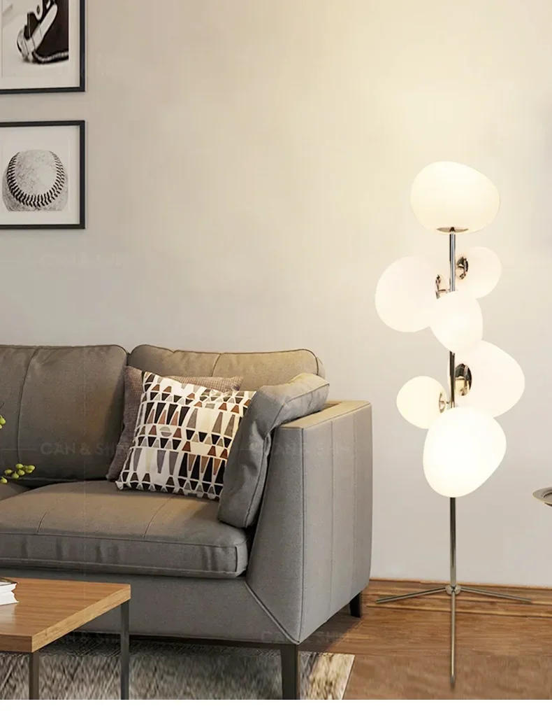 Description Picture 4 of itemNordic Creative 7-lampshade LED floor lamp E27 sofa art decoration atmosphere indoor lighting fixture living room floor lamp