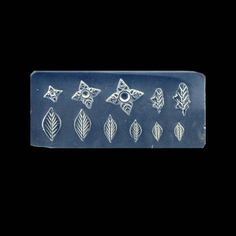 Description Picture 4 of itemHot Sale UV Nail Silicone Mold 3d Carving Silica Gel Mould DIY Manicure Deco Tools